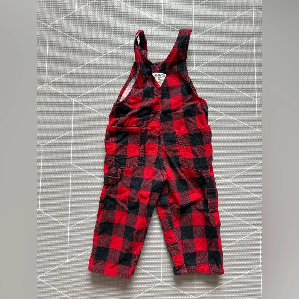 OshKosh B'gosh|Vintage style Red/Black Plaid buffalo checkered corduroy Overall•